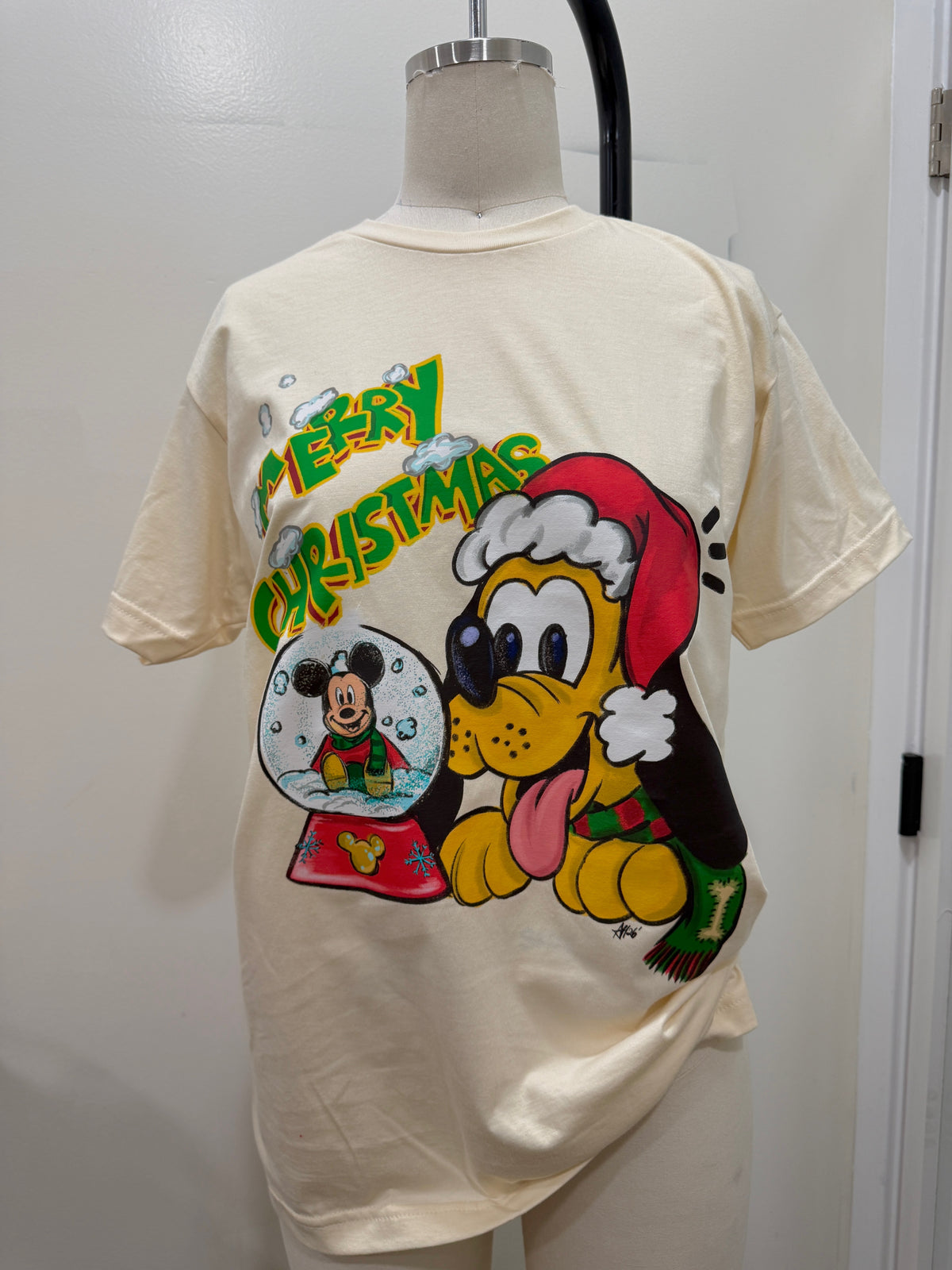 MICKI’S SNOW GLOBE T SHIRT