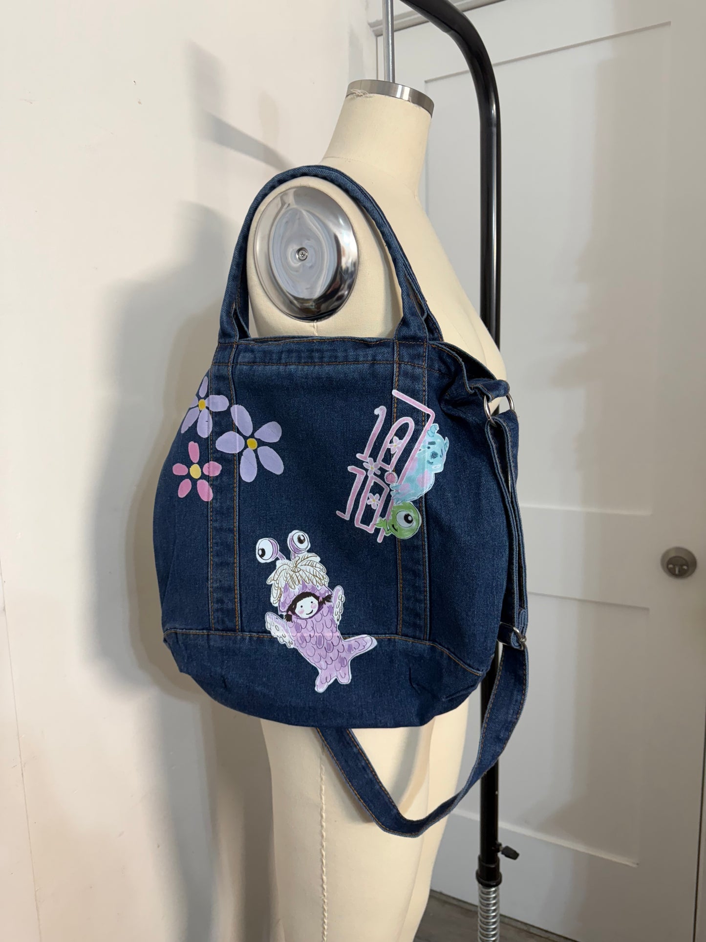 MONSTERS TEAM CROSSBODY