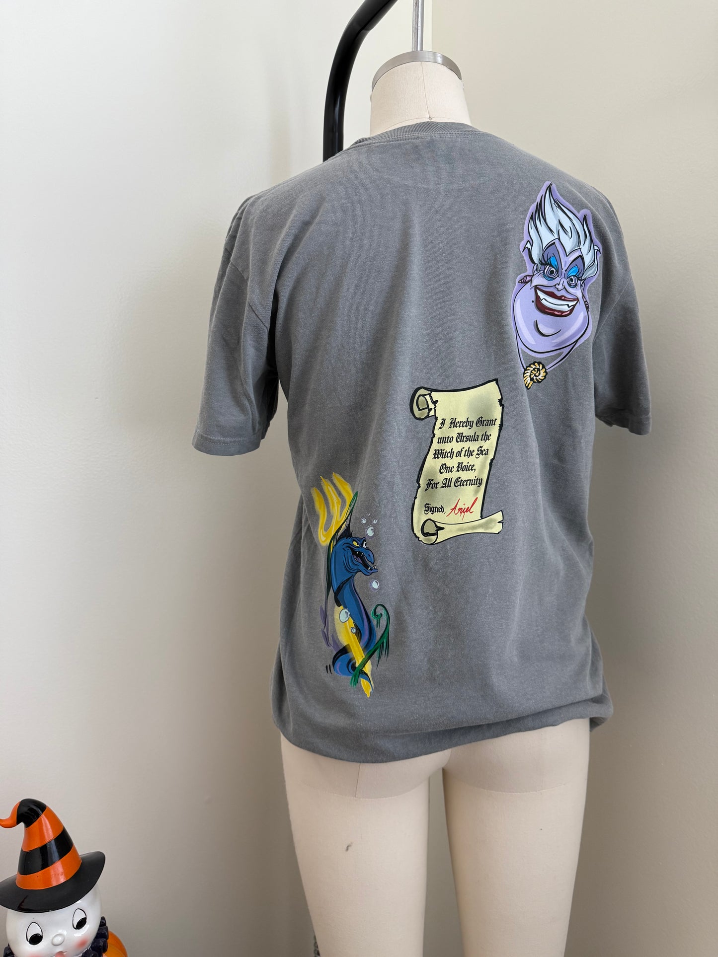 QUEEN OF THE SEA T SHIRT