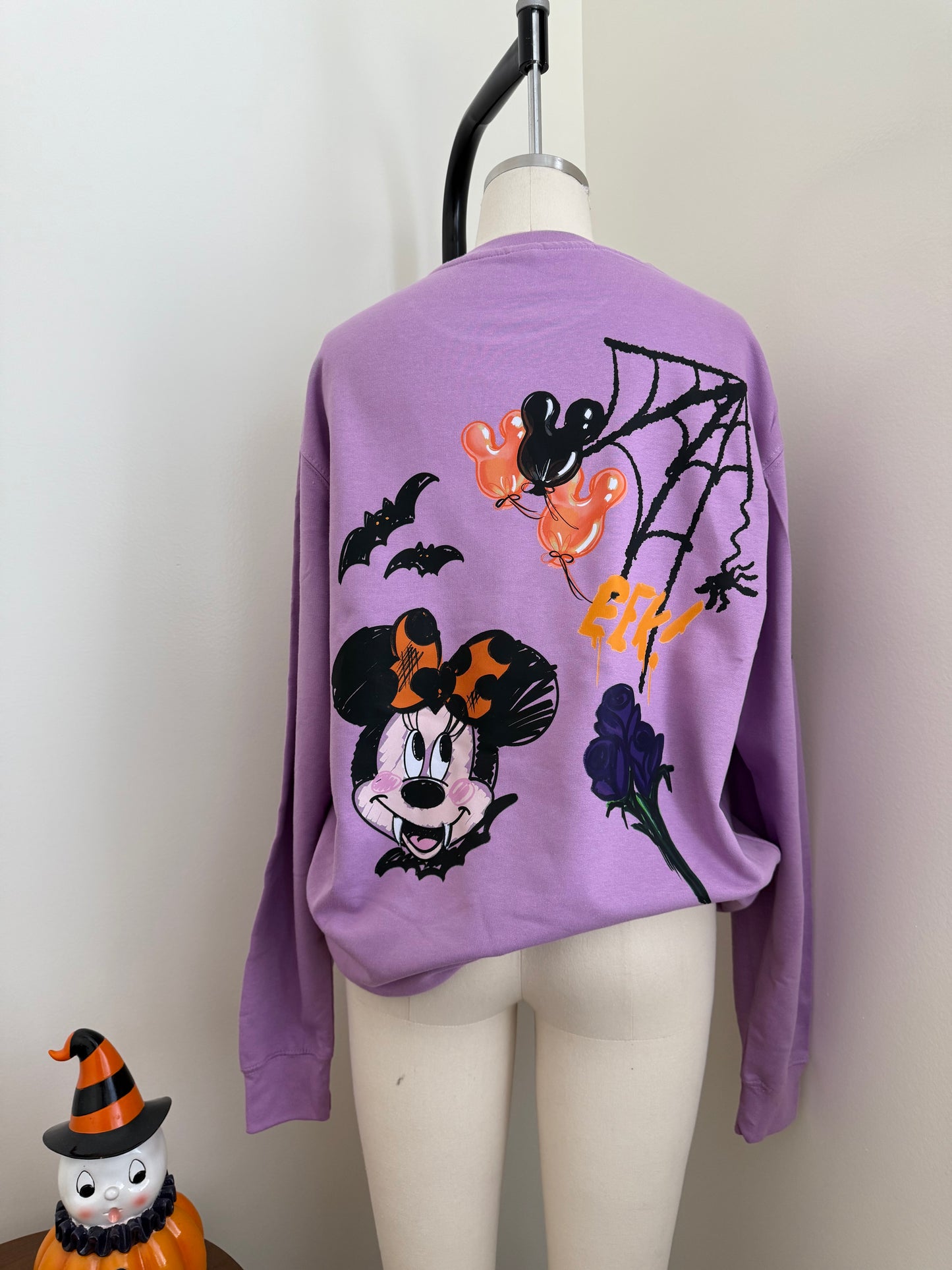 SPOOKYVILLE CREWNECK