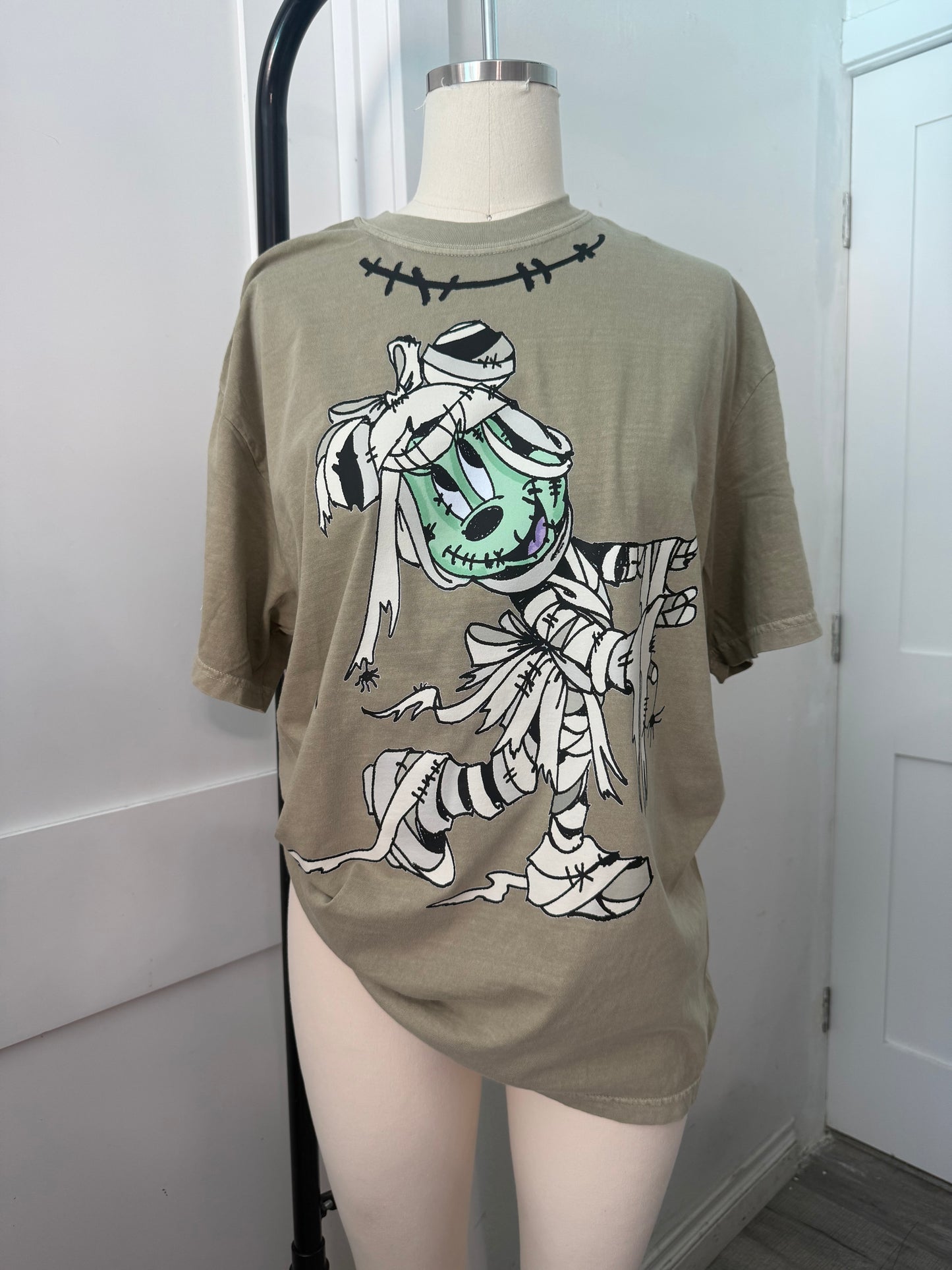 MUMMY MADNESS MINNI T SHIRT