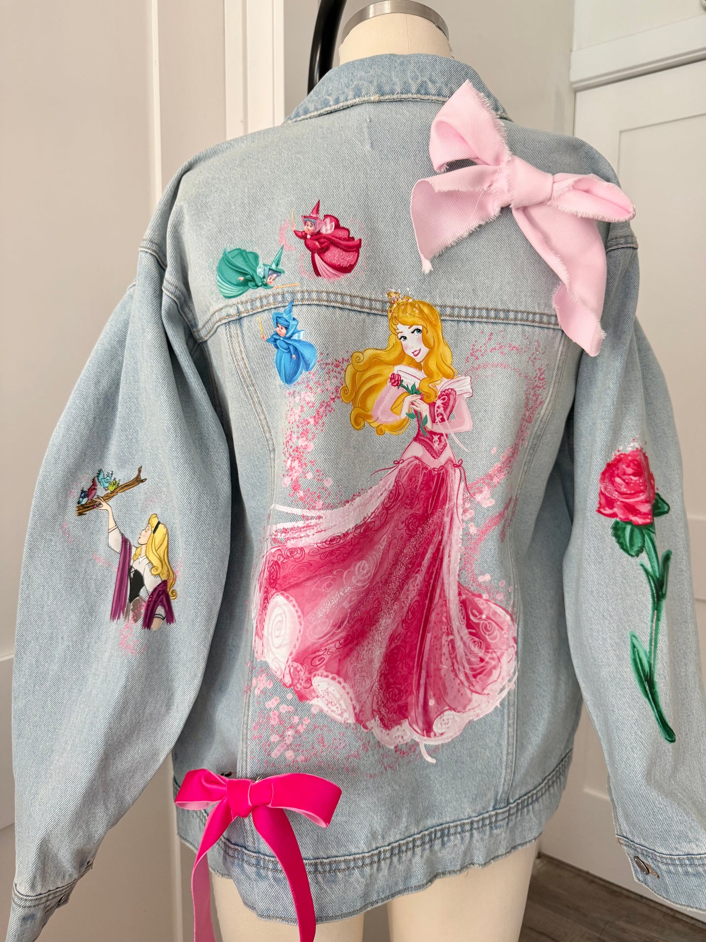 LOVES FIRST KISS JEAN JACKET