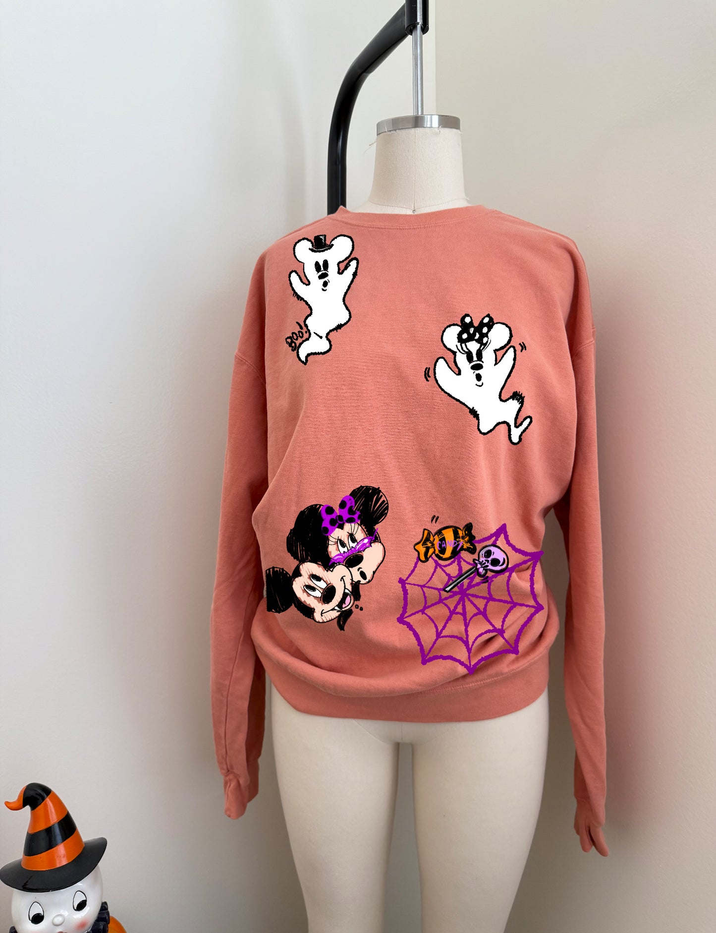 SPOOKYVILLE CREWNECK