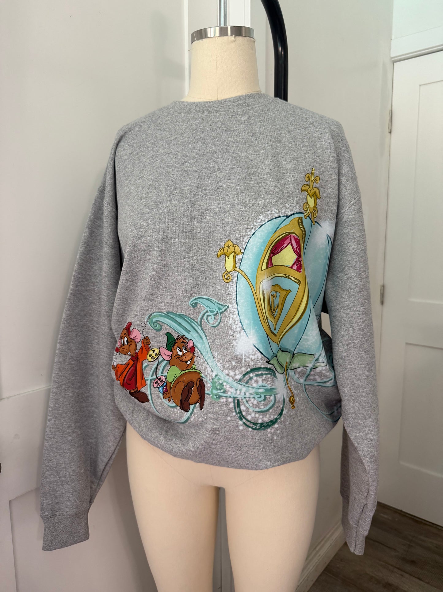 ITS MIDNIGHT CREWNECK