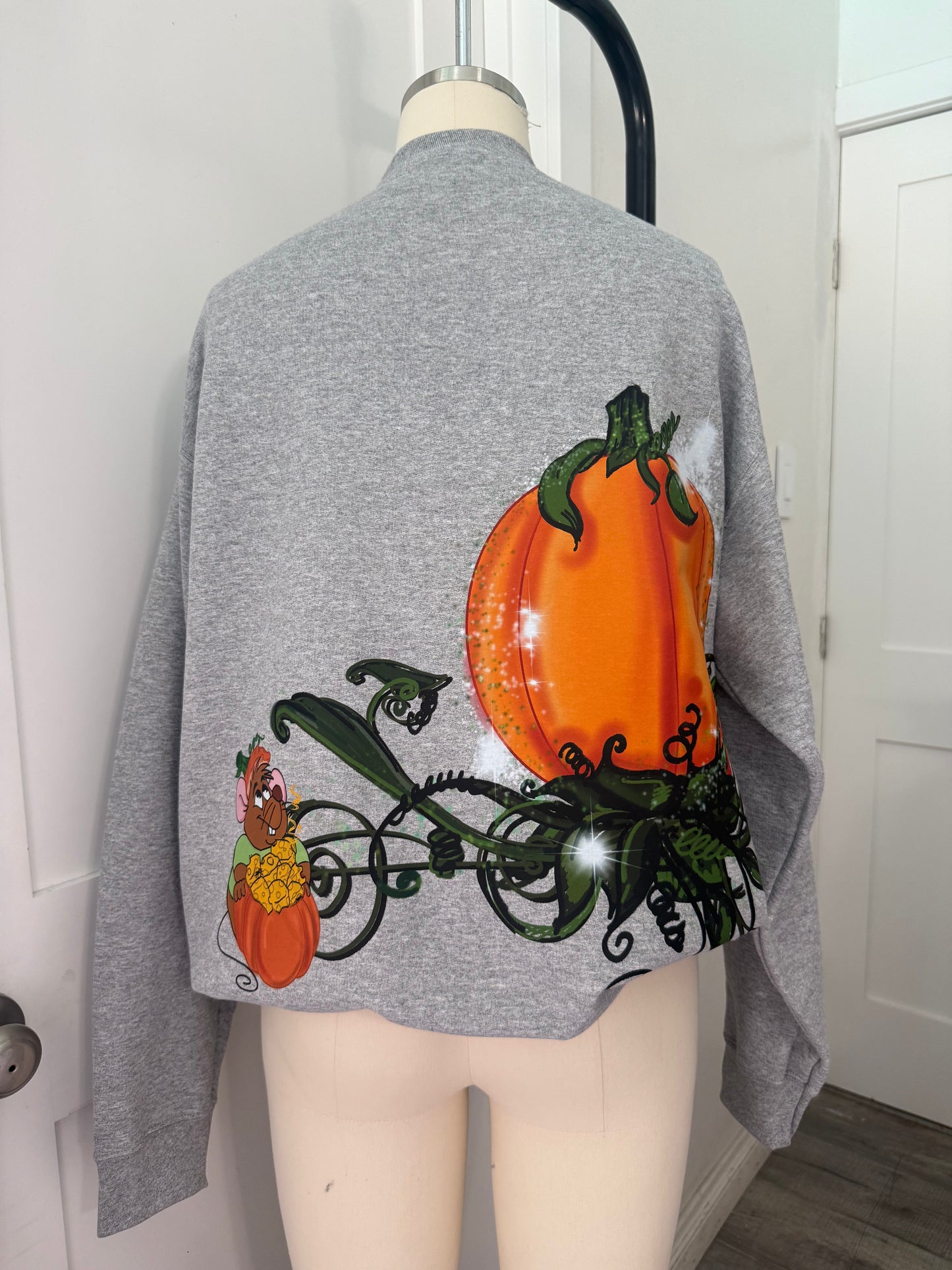 ITS MIDNIGHT CREWNECK