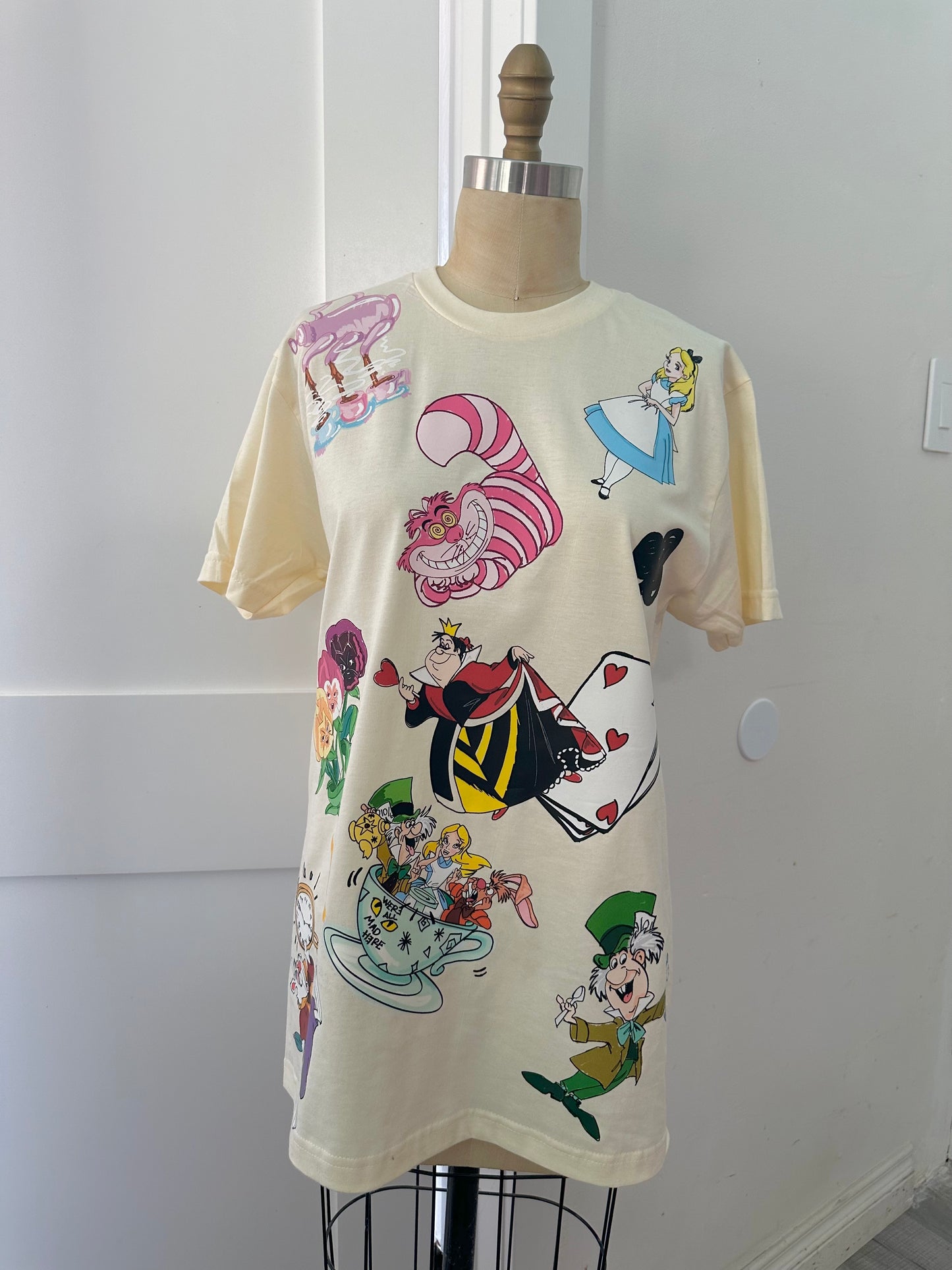 ALICE'S GARDEN TSHIRT