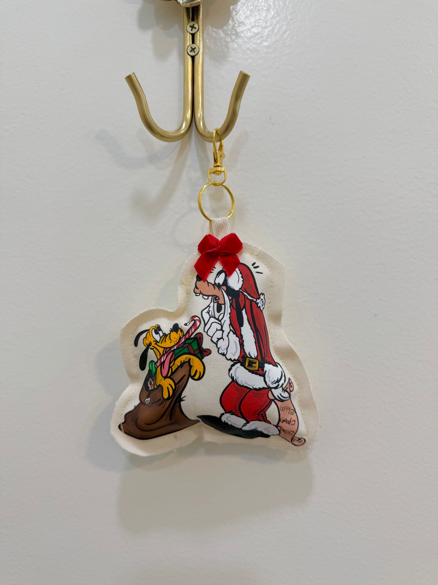 NAUGHTY OR NICE KEYCHAIN