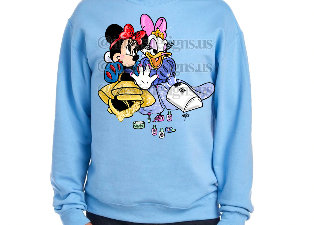 PRINCESS TIME CREWNECK