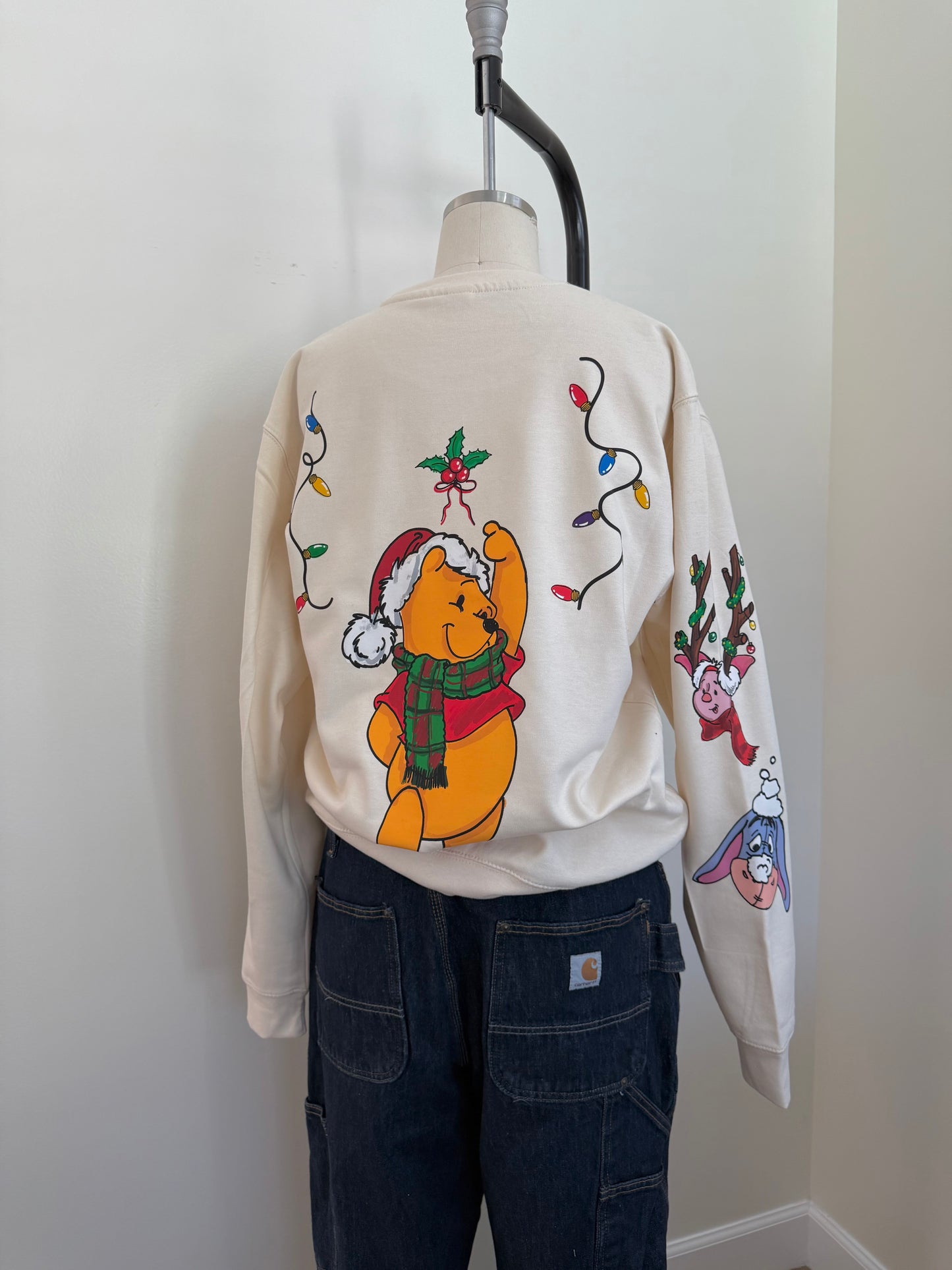 A HUNNY HOLIDAY CREWNECK