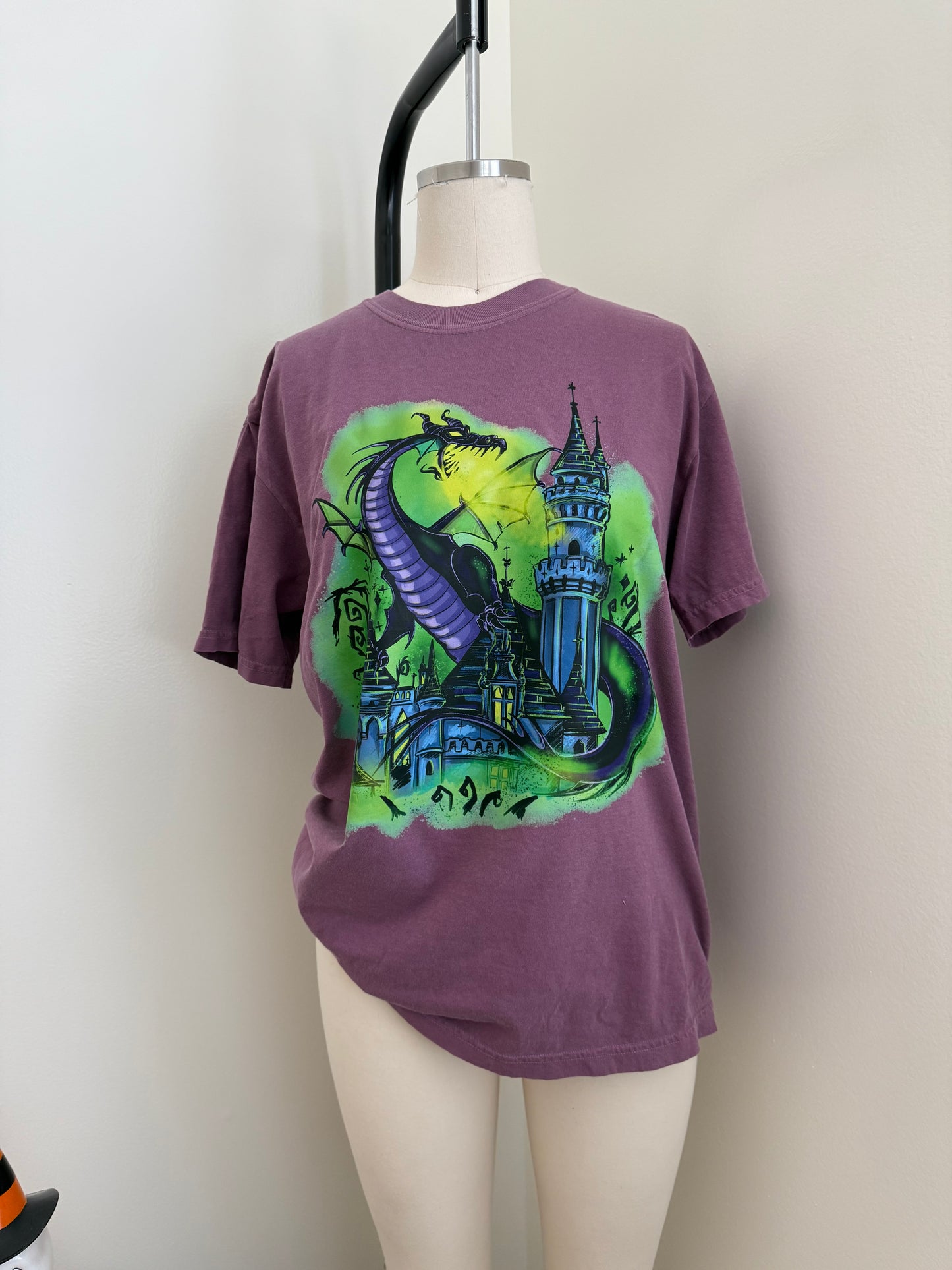 DRAGONS LOVE T SHIRT