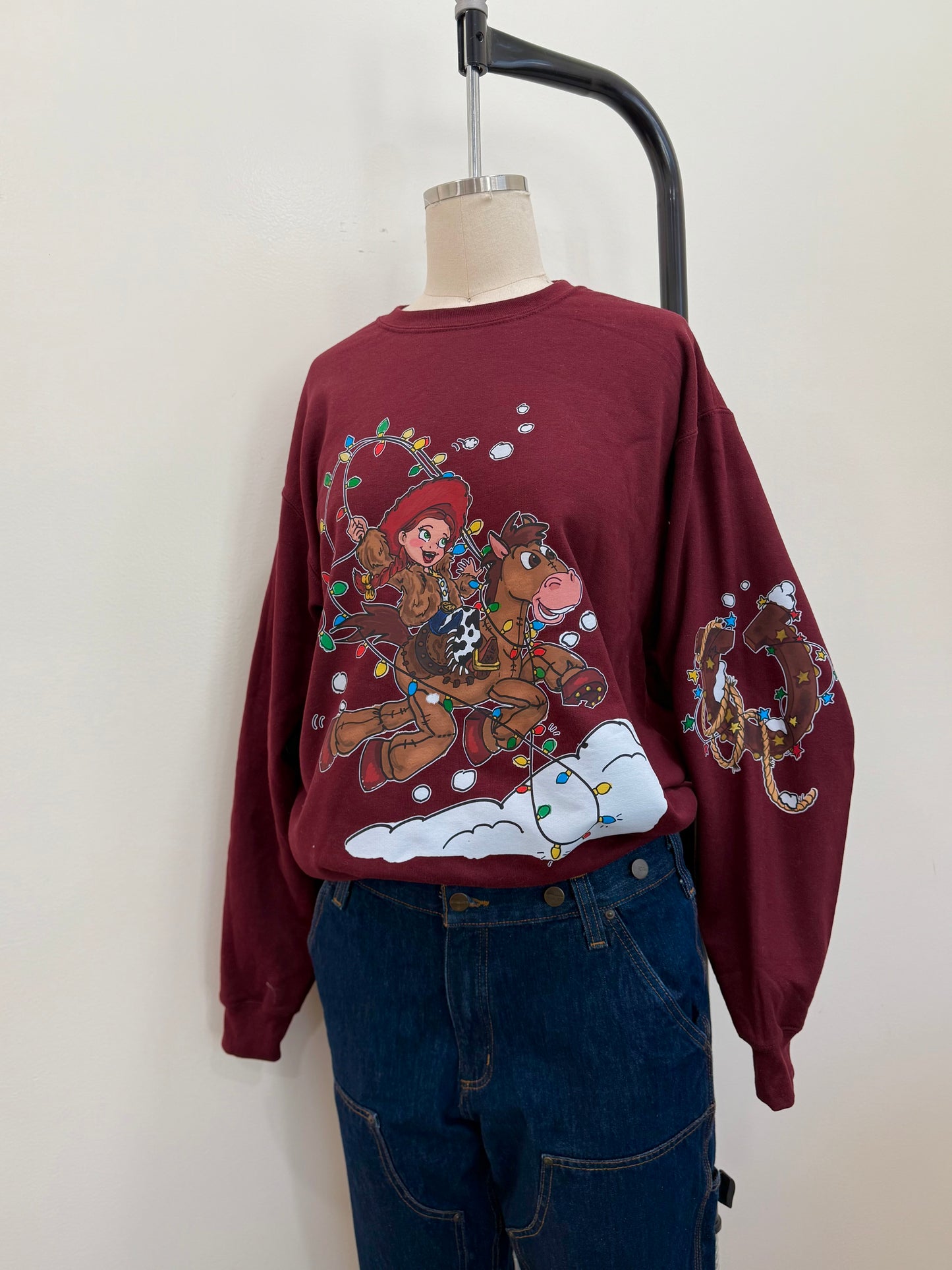 WINTER RODEO CREWNECK