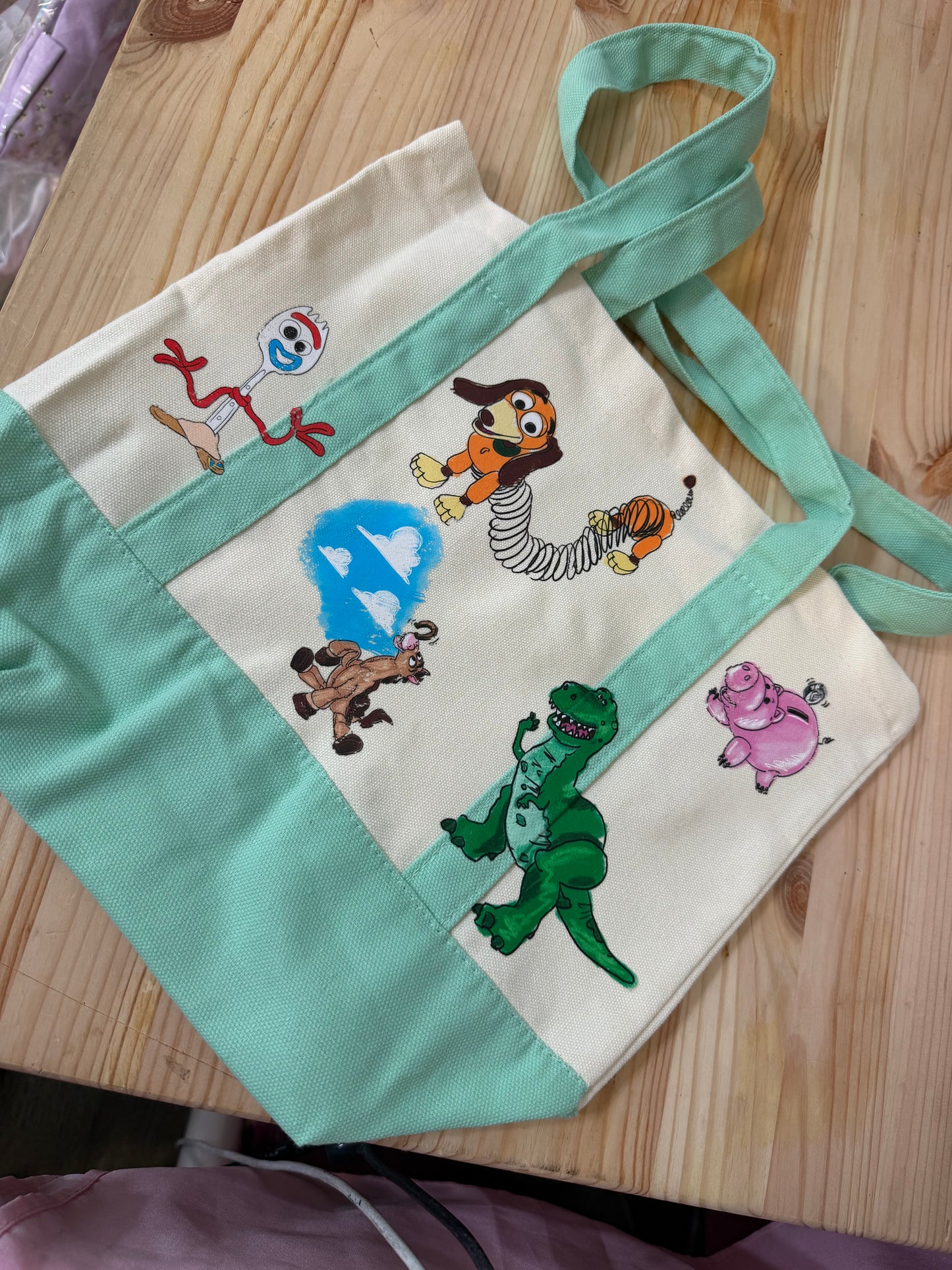 PICK YOUR MOVIE MINI TOTE