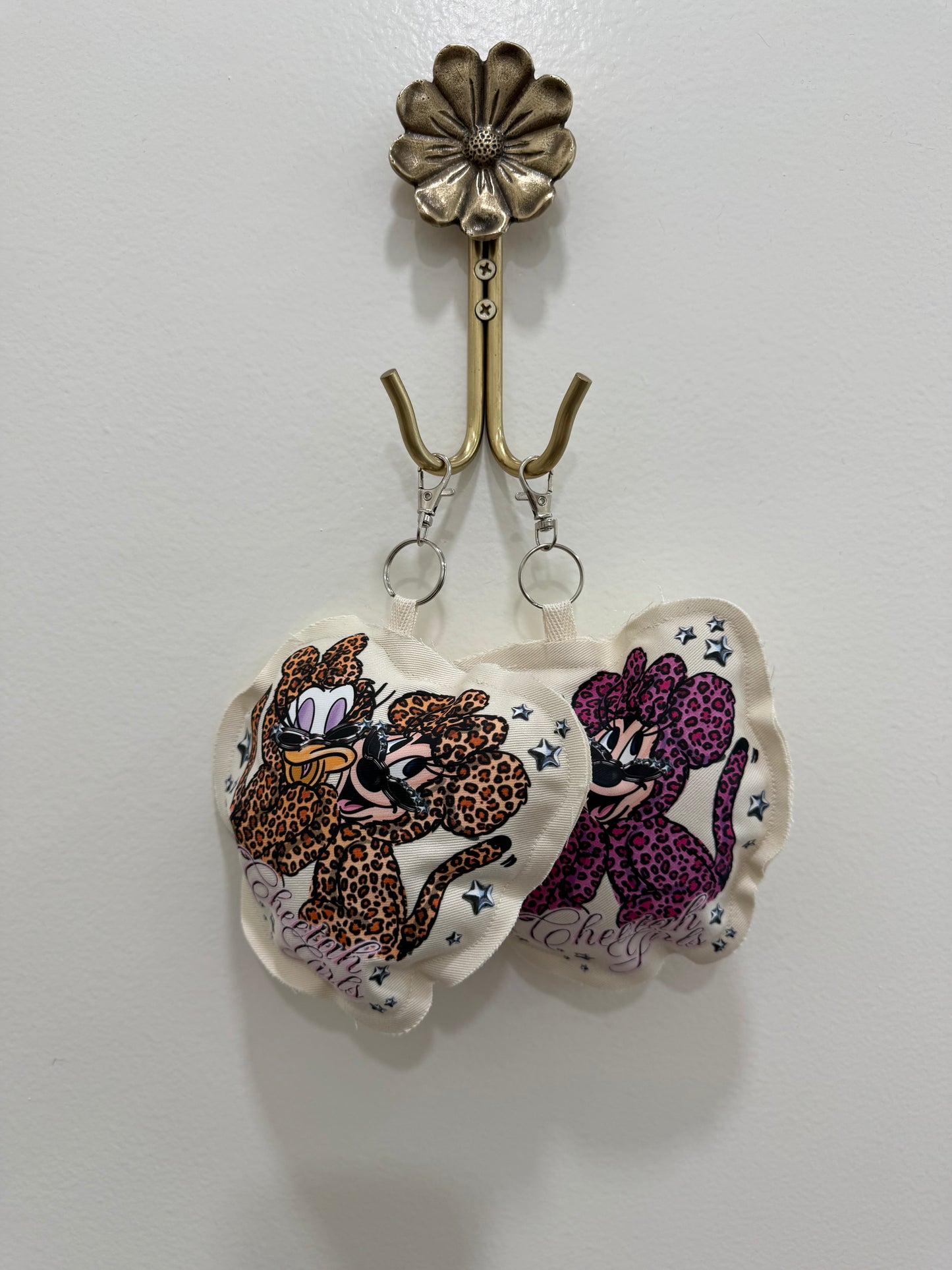 CHEETAH SISTERS KEYCHAIN