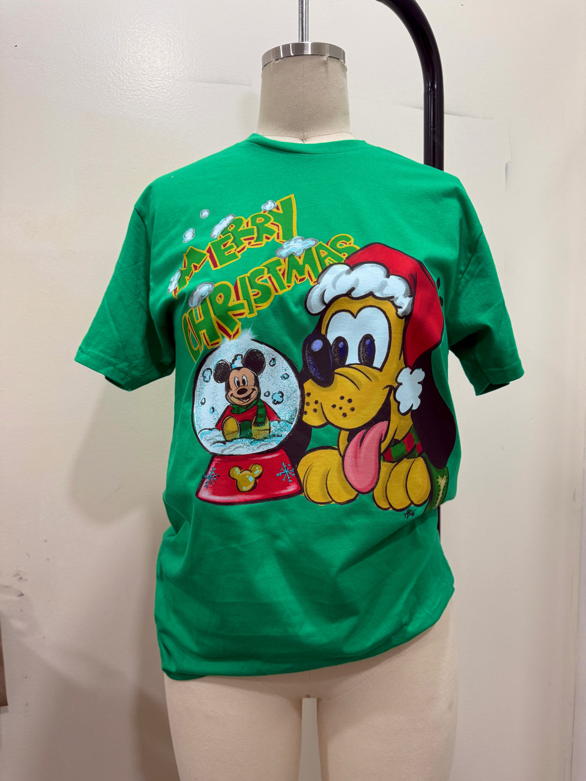 MICKI’S SNOW GLOBE T SHIRT