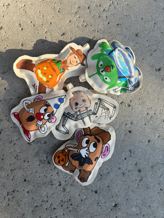 SPOOKY TOYS VER 2 KEYCHAIN SET