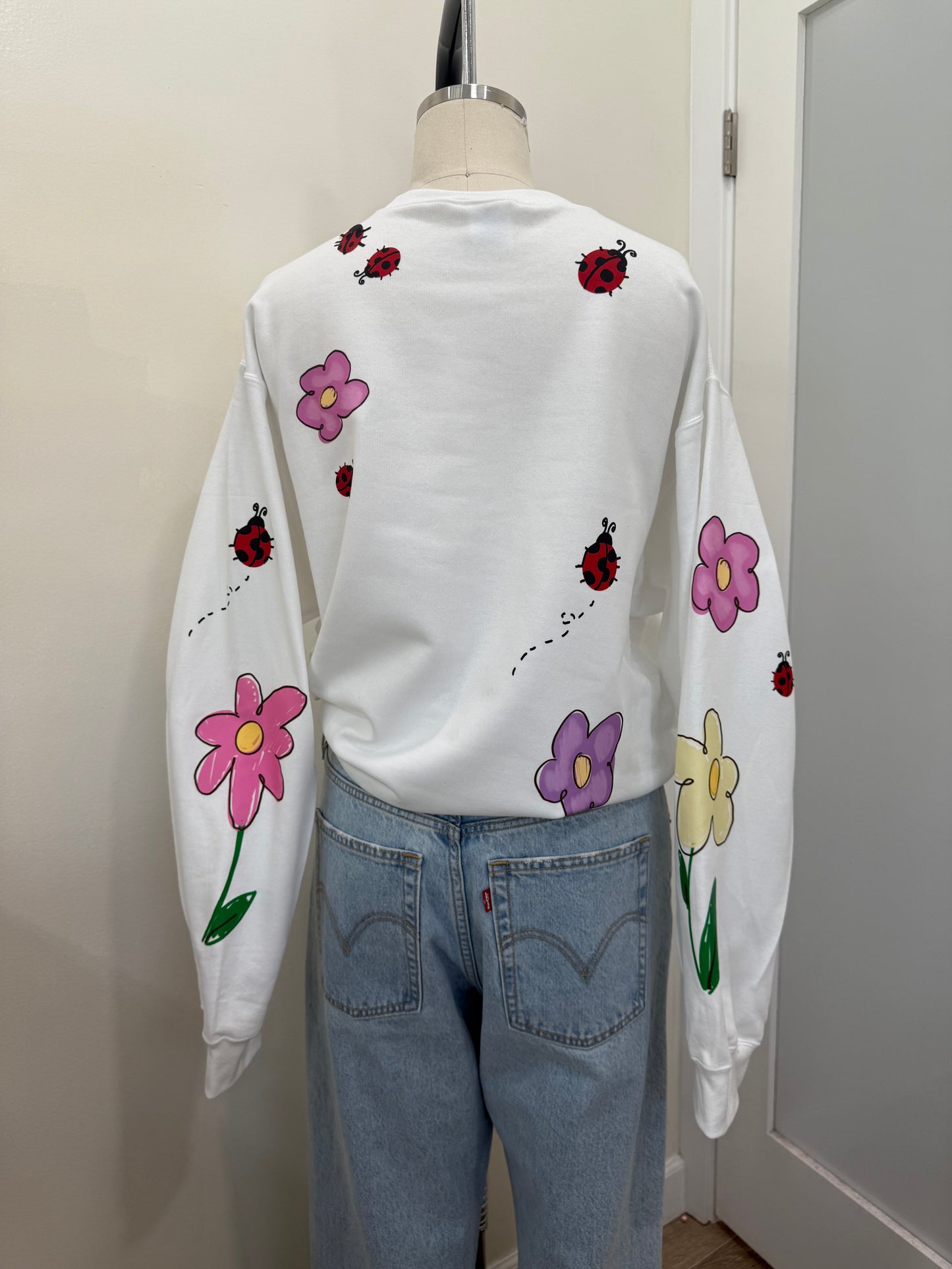 SPRING TIME CREWNECK