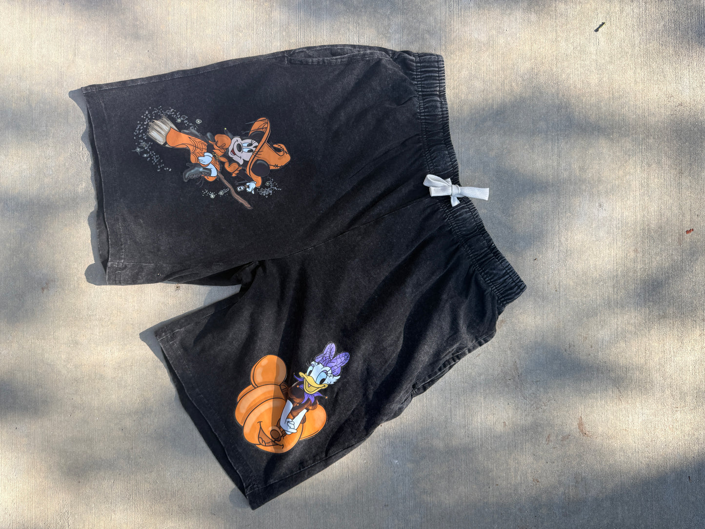 SPOOKY FLEECE SHORTS VER 3