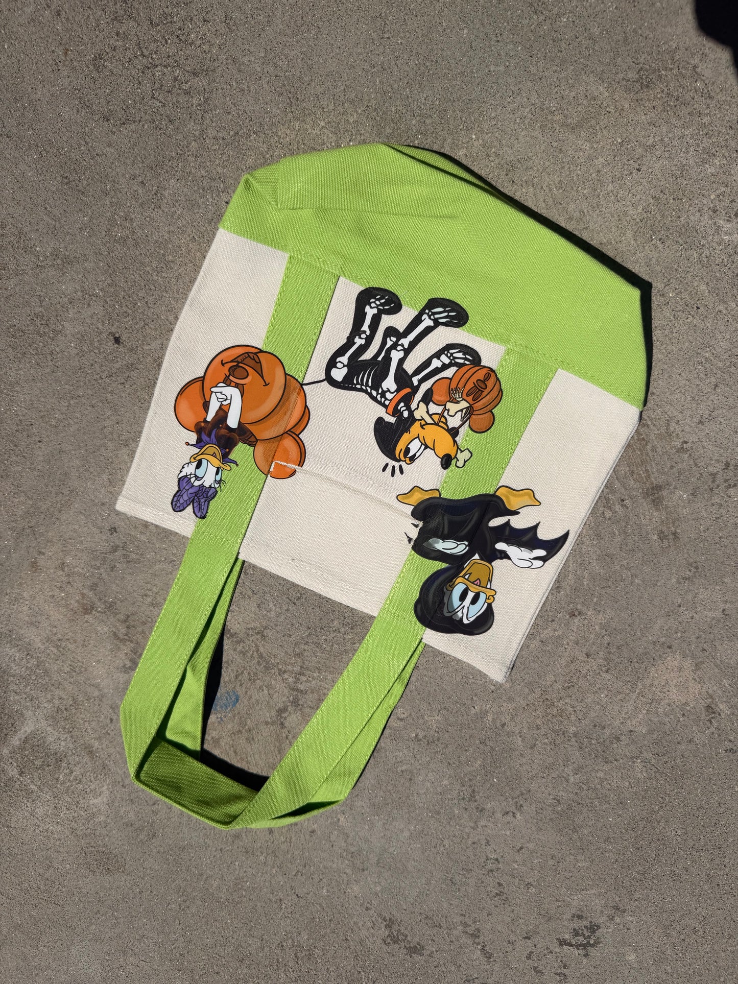SPOOKYVILLE MINI TOTE