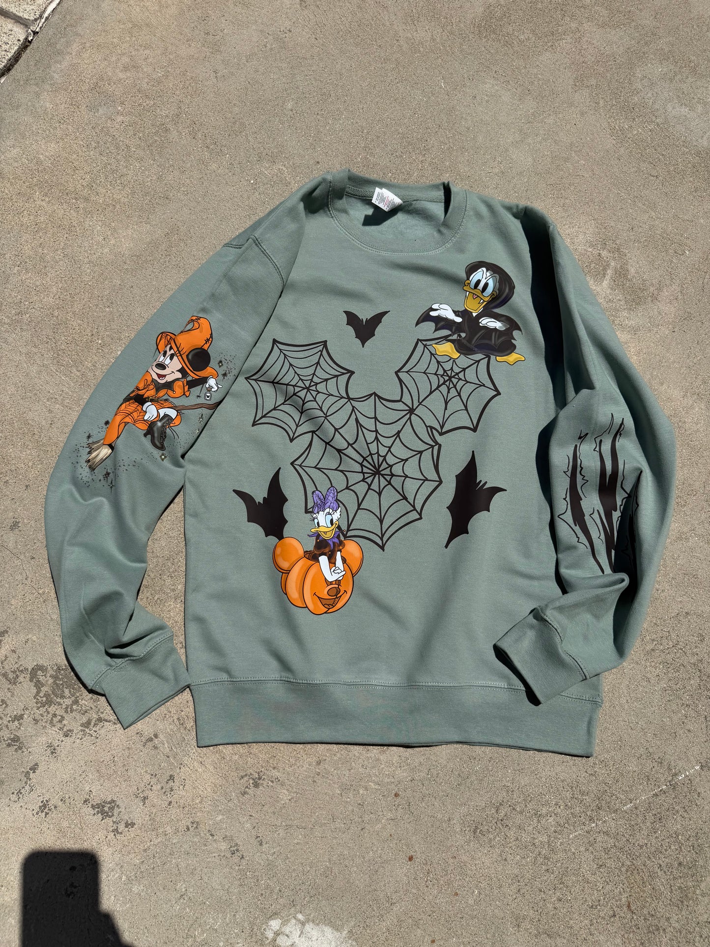 SPOOKYVILLE CREWNECK