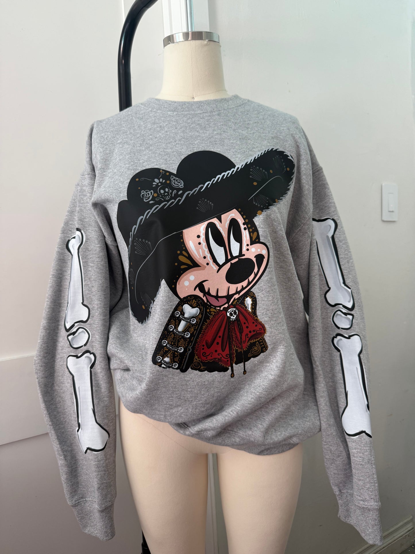 DAY OF THE DEAD MICKI CREWNECK