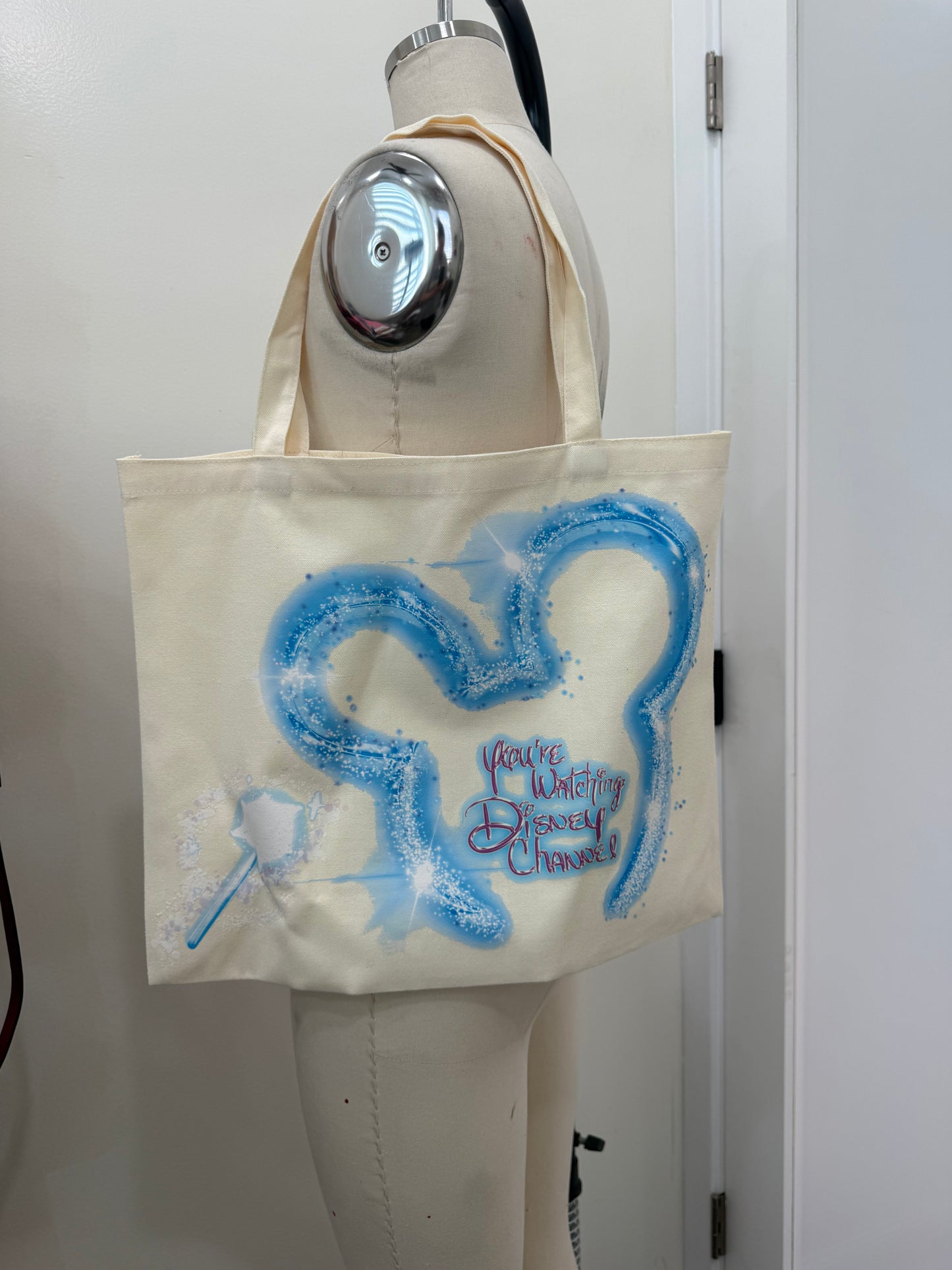 YOUR WATCHING DC TOTE