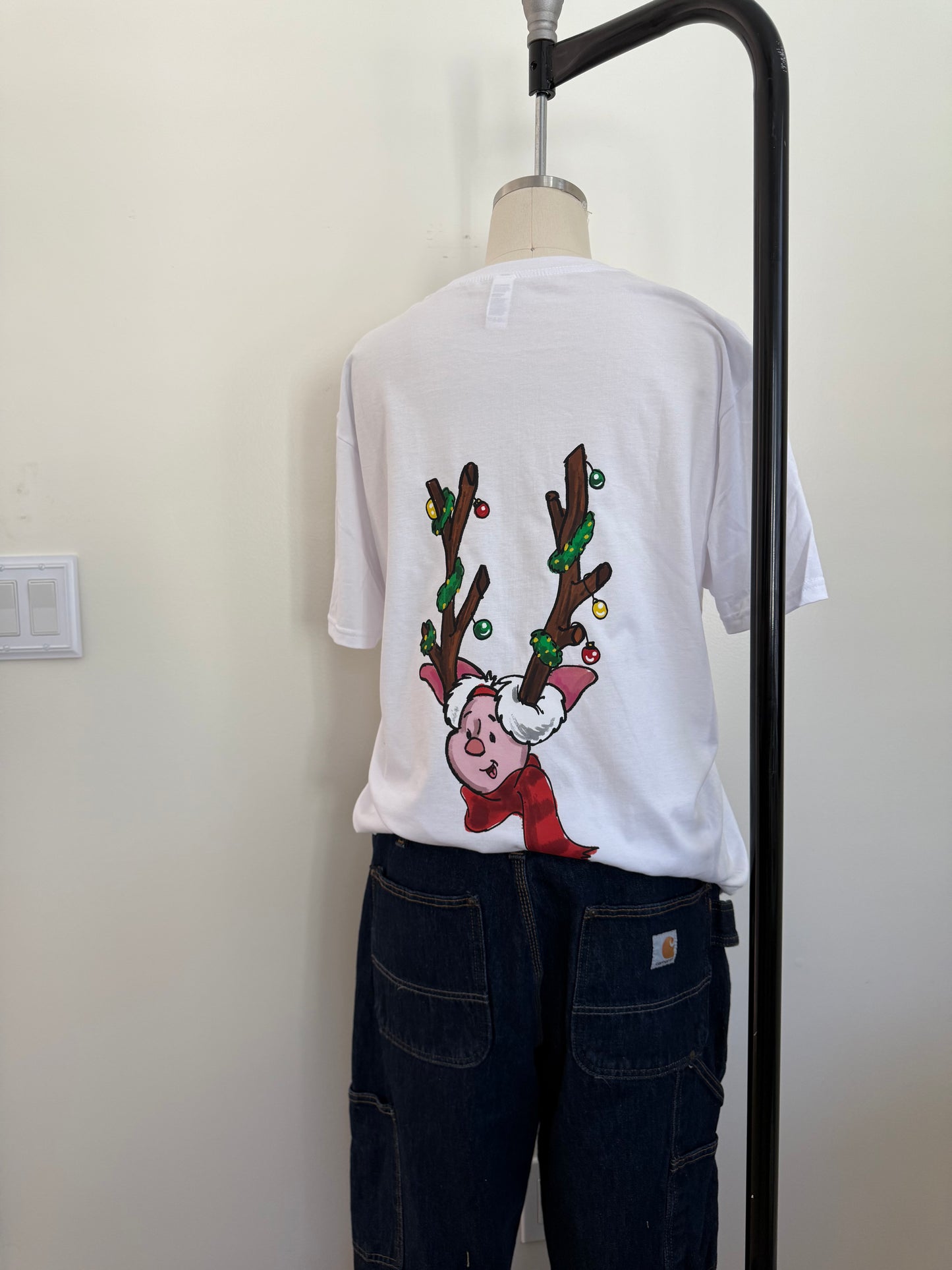 BOUNCY HOLIDAY T SHIRT