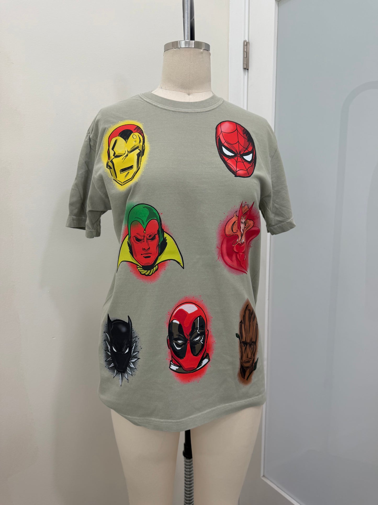 HEROS T SHIRT