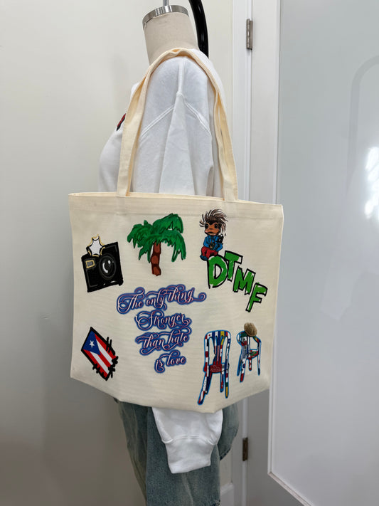 NUEVAYoL TOTE