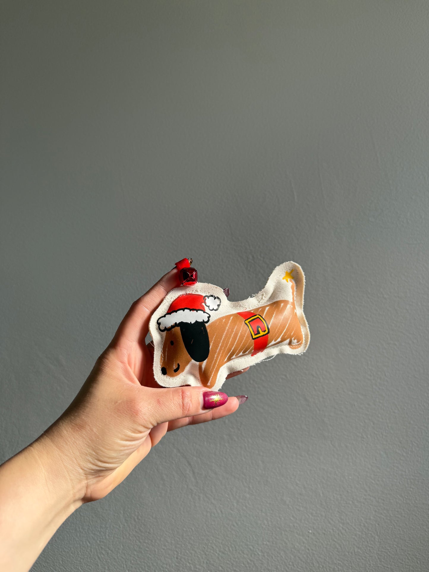 CHRISTMAS KEYCHAINS AND ORNAMENTS
