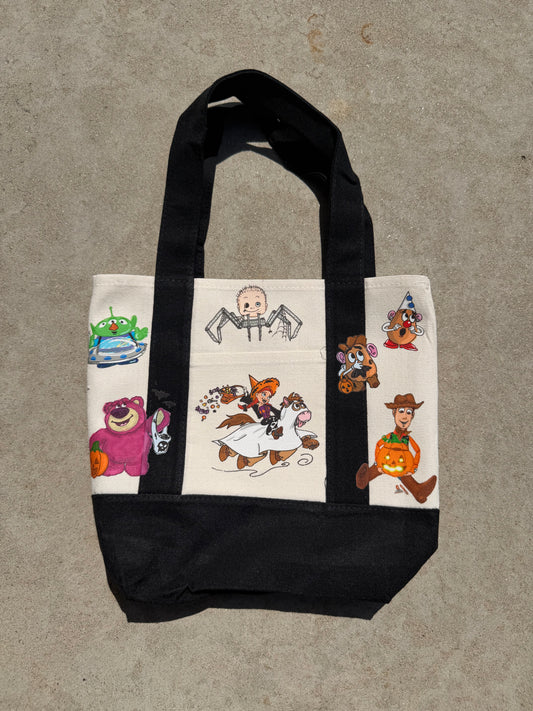 SPOOKY STORY  MINI TOTE