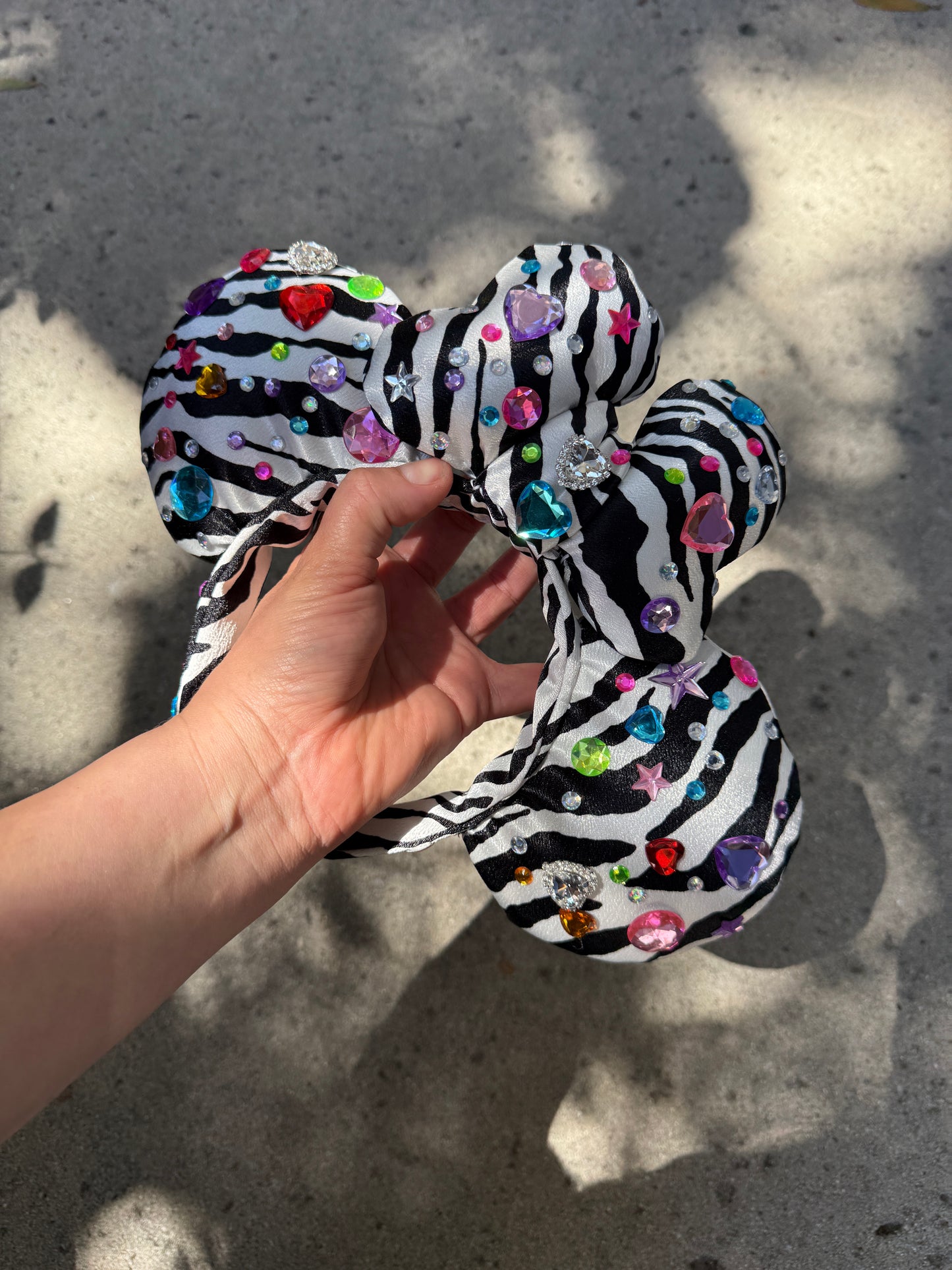 RETRO ZEBRA EARS