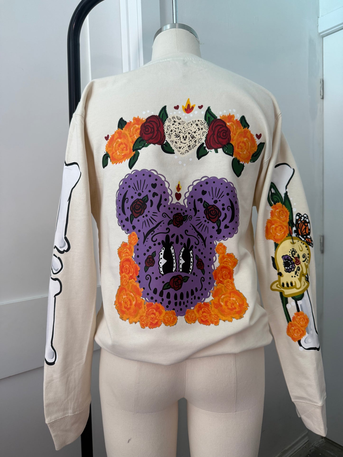 DAY OF THE DEAD MINNI CREWNECK