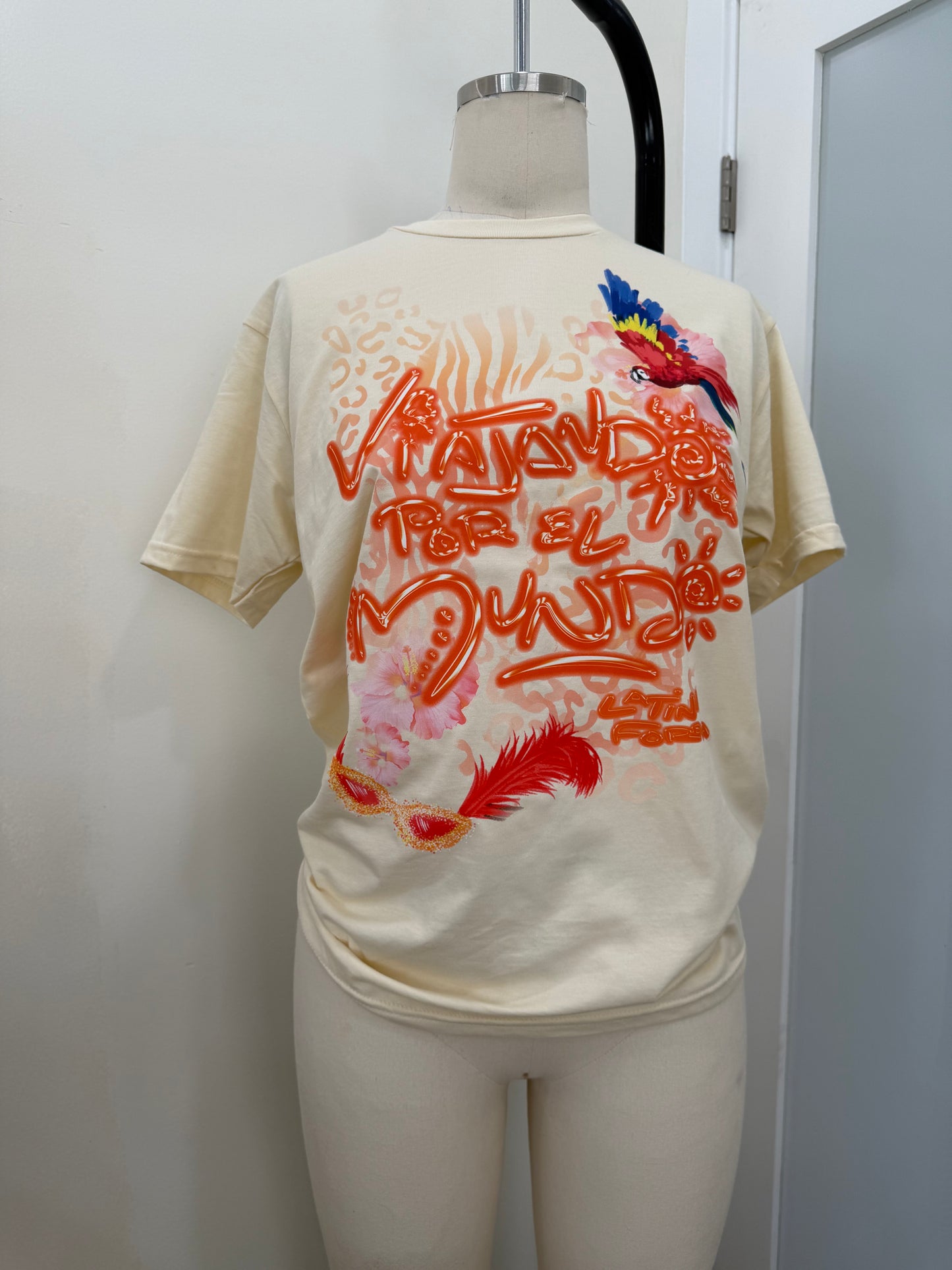 VIAJANDO T SHIRT