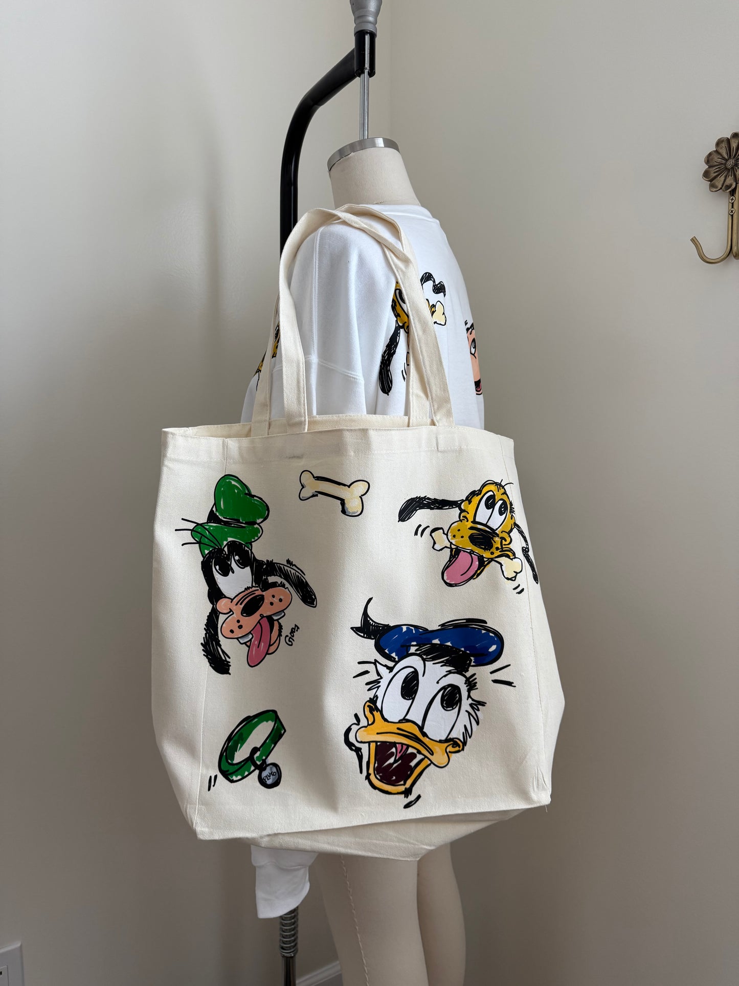 DOODLE FRIENDS TOTE