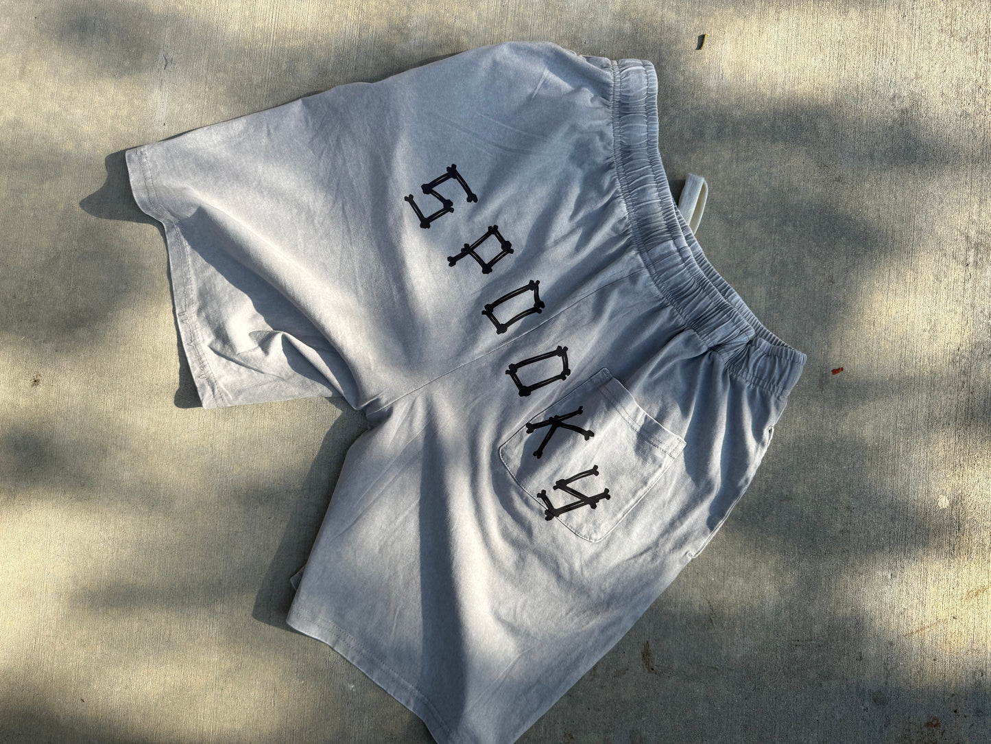 SPOOKY FLEECE SHORTS VER 1