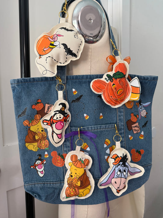 SPOOKY PUMPKIN PATCH KEYCHAIN SET