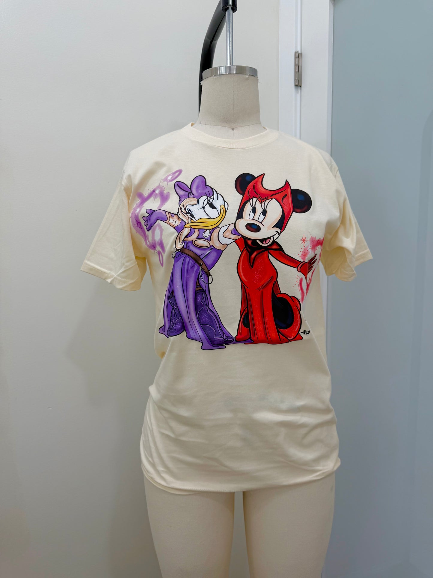 MAGIC FRIENDS T SHIRT