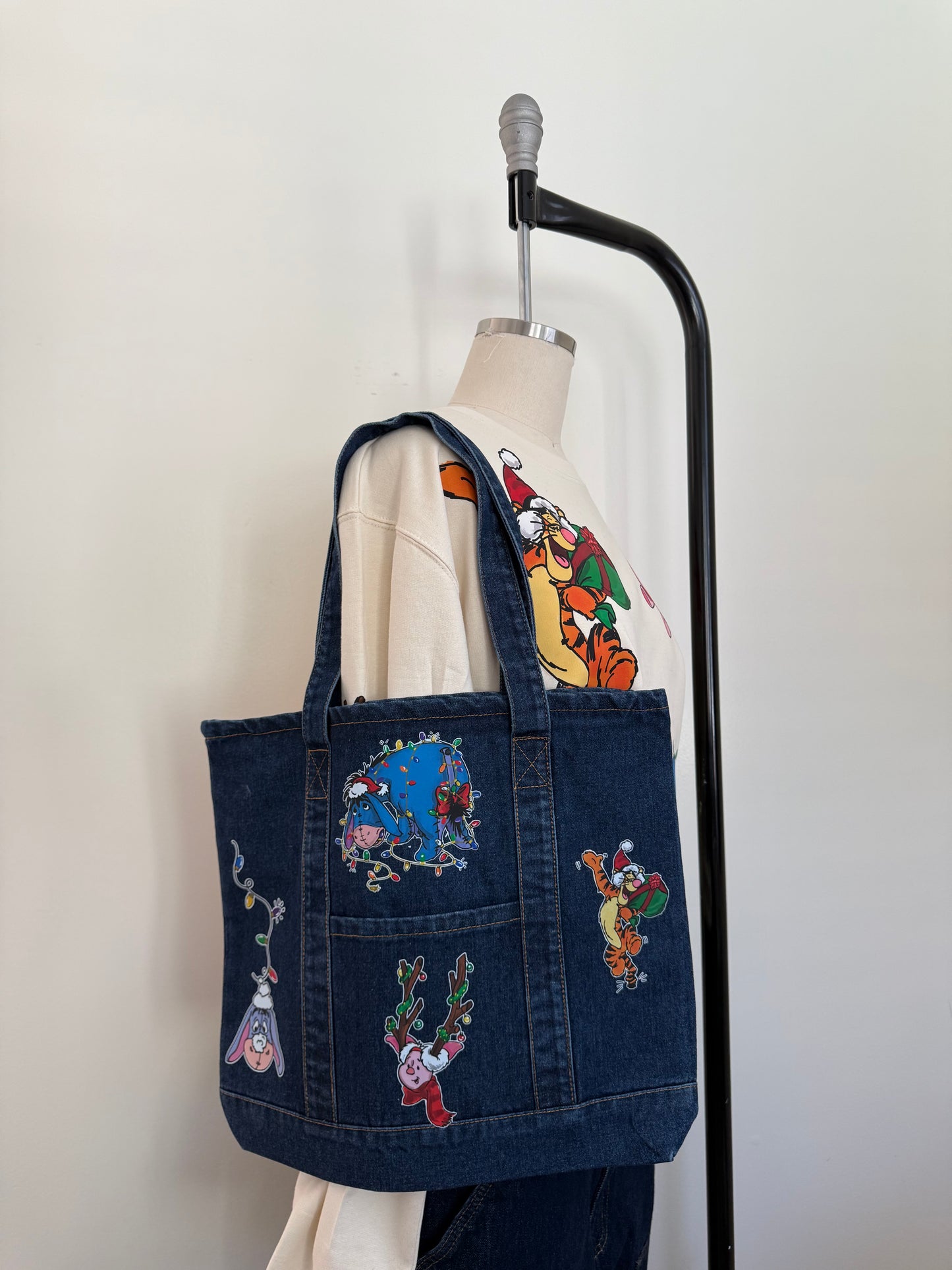 A HUNNY HOLIDAY TOTE