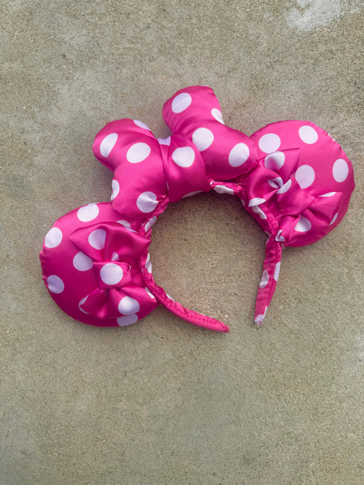 DOTTED LOVER EARS