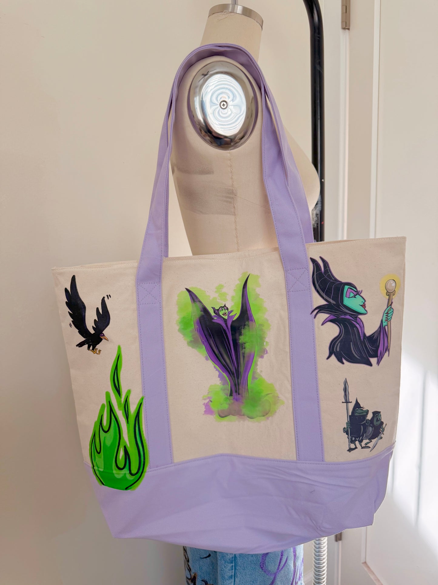 VILLAINS FARMER TOTE