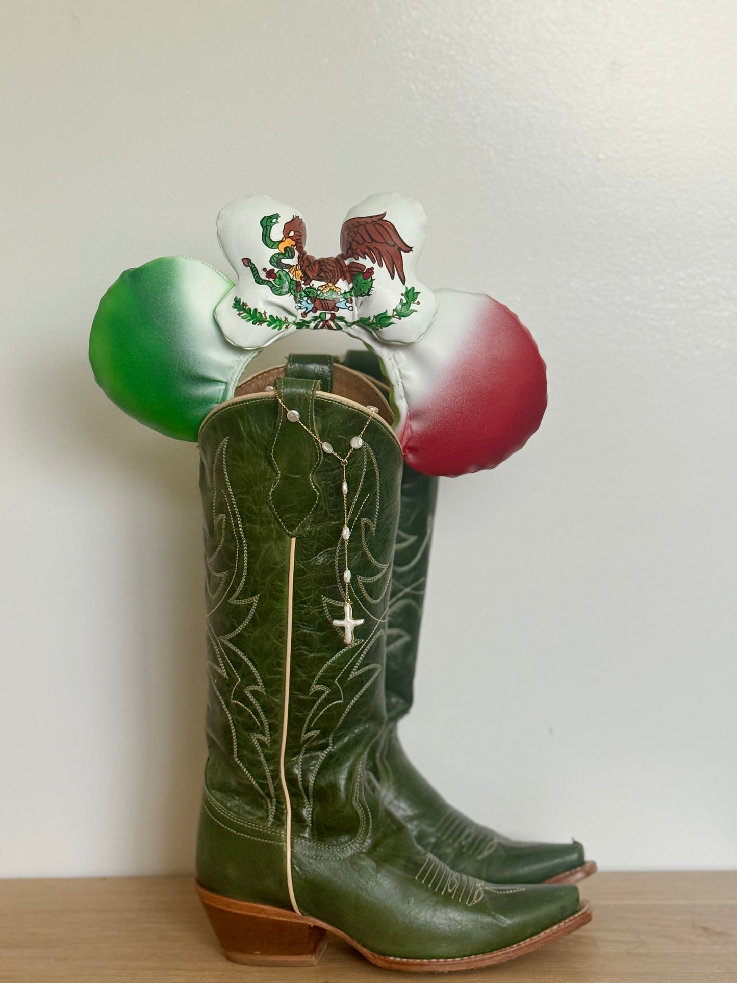 Unidos Handpainted Ears