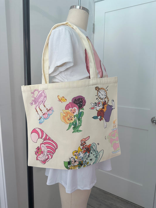 ALICE'S GARDEN TOTE
