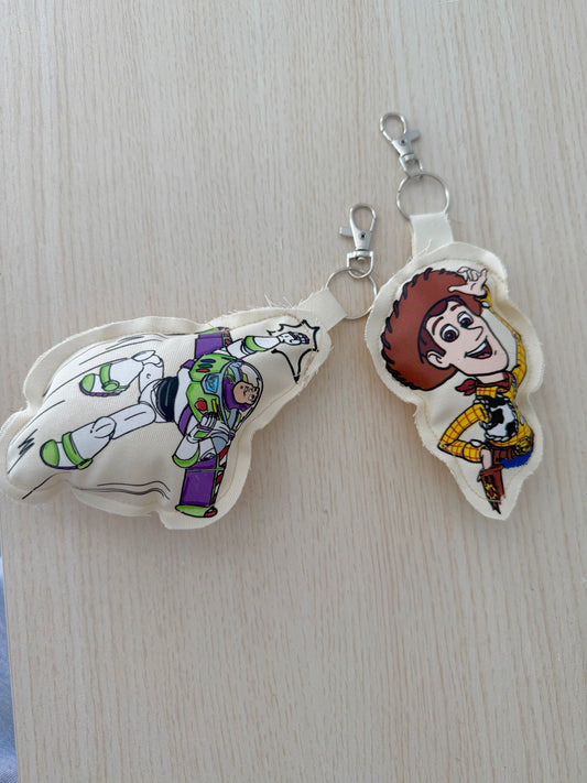 ANDYS TOYS KEYCHAIN SET