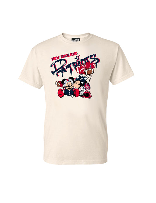 NEW ENGLND GRAFFITI INSPIRED T-SHIRT