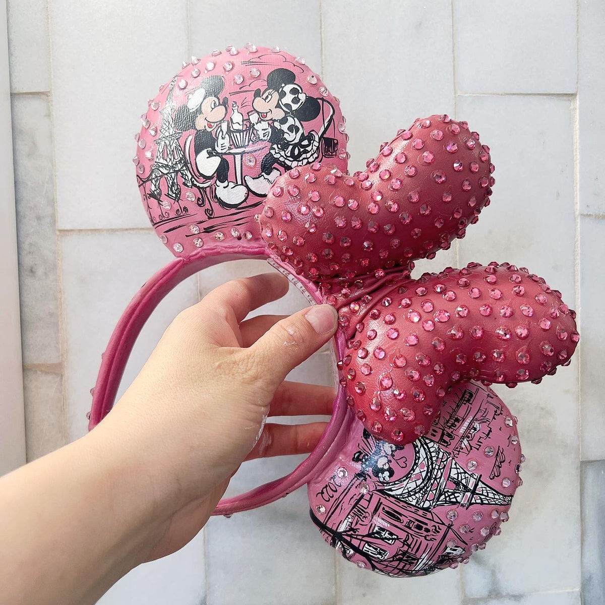 Pareé Ears